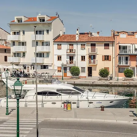 Harbour View - Elite Centro Apartament *